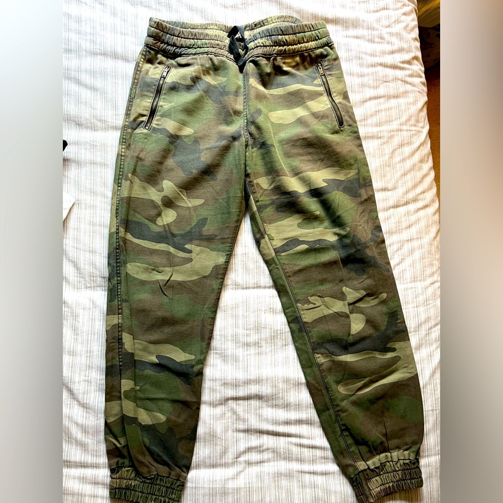Aritiza army pants
